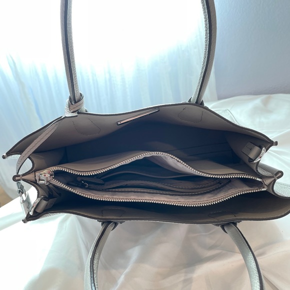 Mercer Michael Kors Large Bag - Picture 3 of 3